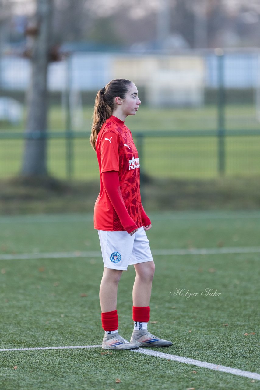 Bild 365 - wBJ Hamburger SV - Holstein Kiel : Ergebnis: 8:0